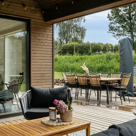 Modern With Personal Touch Near Ordrup * Fårevejle